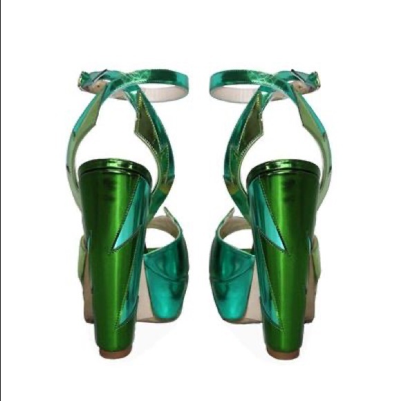 LOOKING FOR: Terry De Havilland Zia Super Green Platform Block Heels - Picture 3 of 4